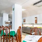 Park Plaza *