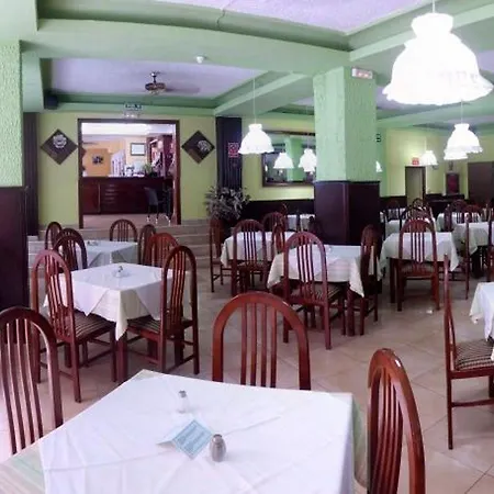 Park Plaza Apartamento *